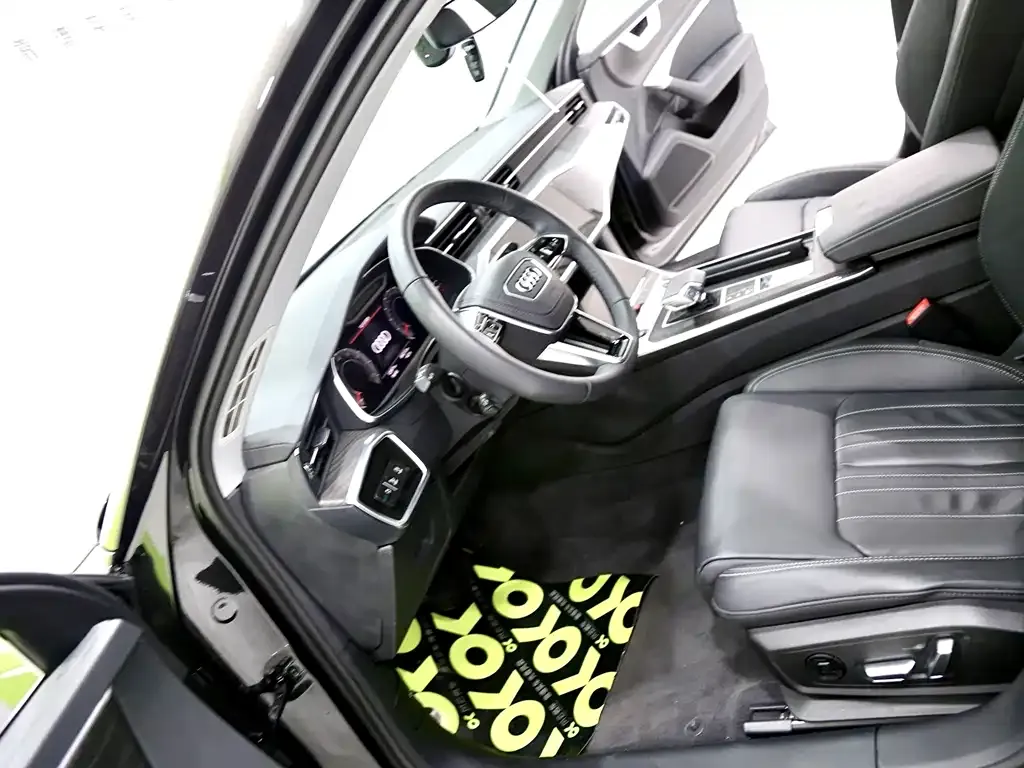 Audi A6L 2023 из CN, фото 6