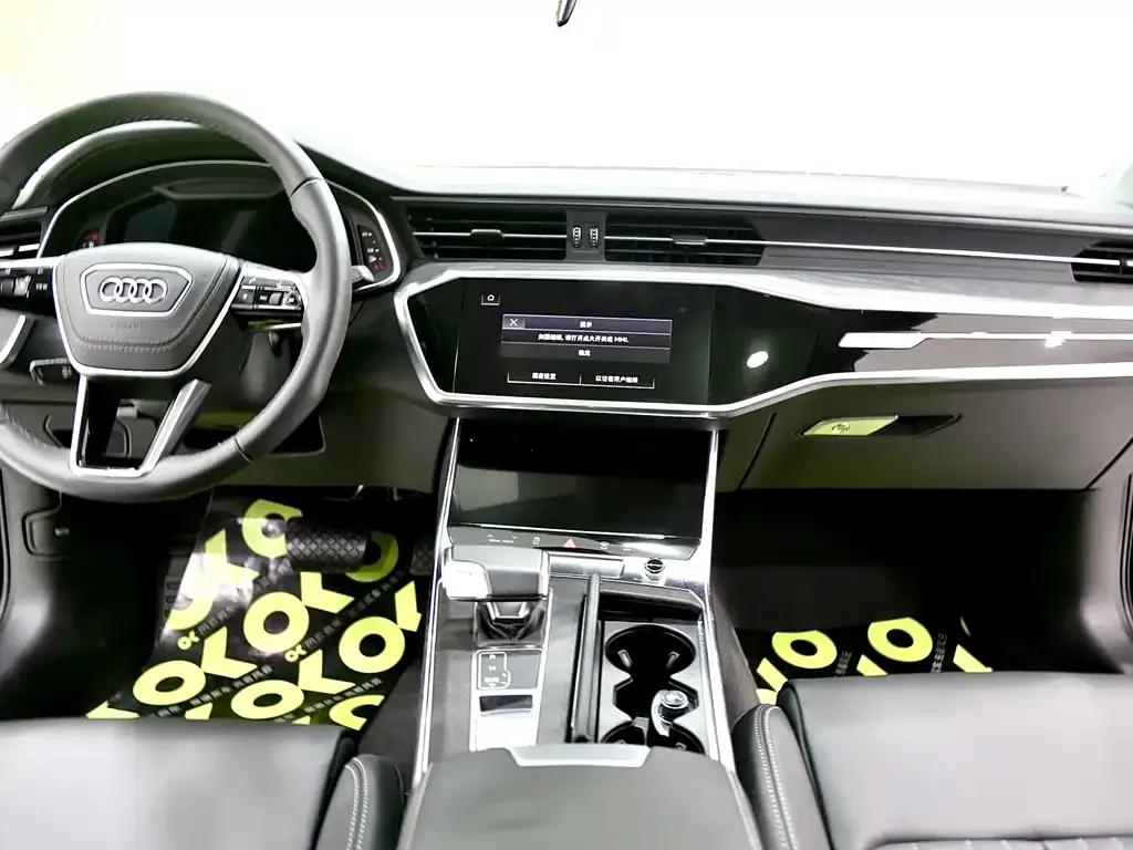 Audi A6L 2023 из CN, фото 8