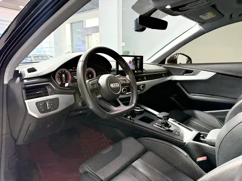 Audi A4L 2022 из CN, фото 10