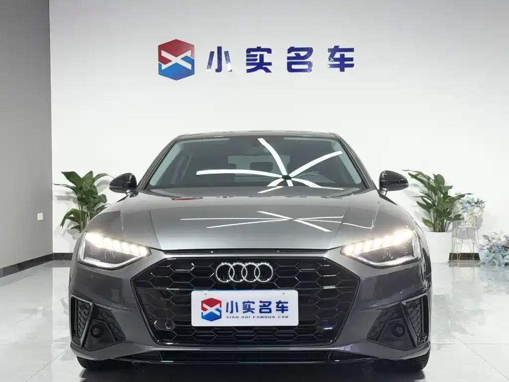 Audi A4L 2022 из CN, фото 3