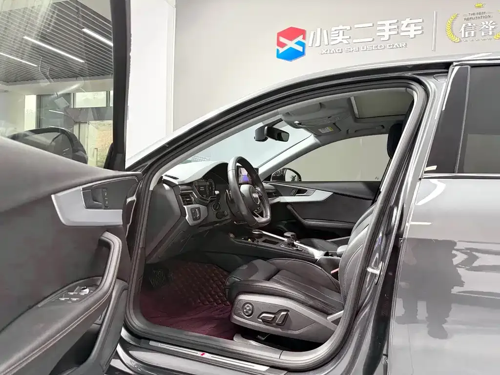 Audi A4L 2022 из CN, фото 9