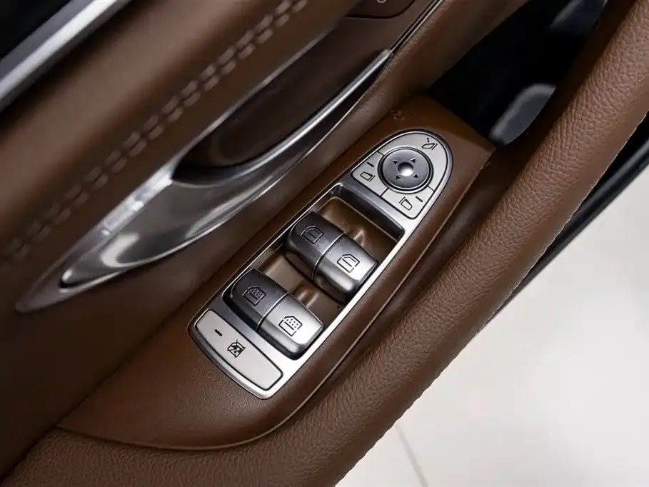 Mercedes-Benz E-Class 2021 из CN, фото 2
