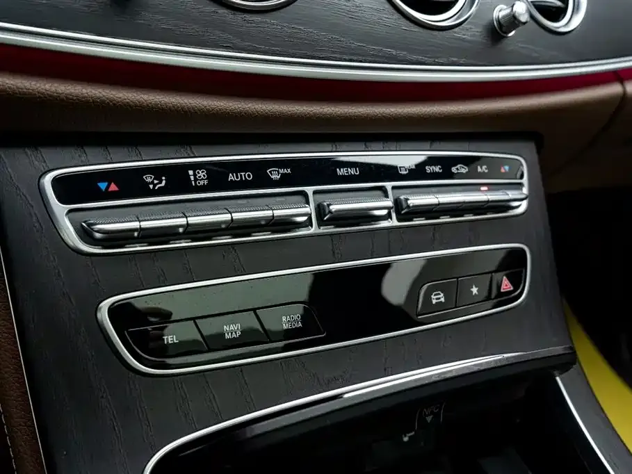 Mercedes-Benz E-Class 2021 из CN, фото 7