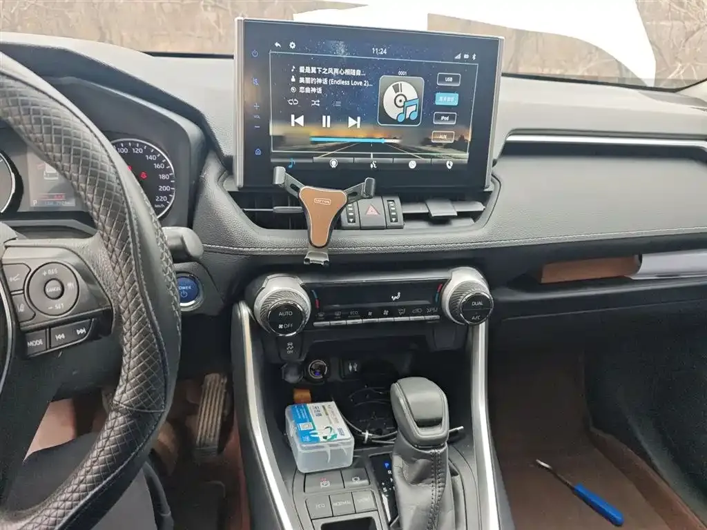 Toyota Wildlander 2021 из CN, фото 6