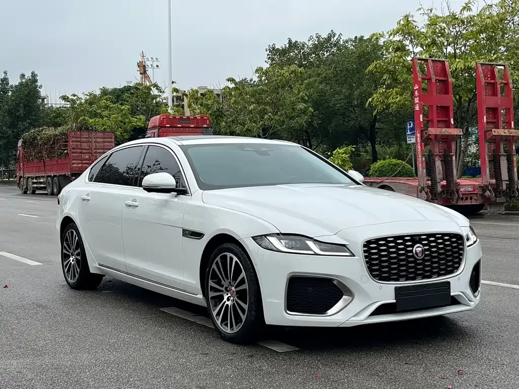 Jaguar XFL 2023 из CN, фото 3