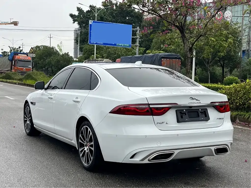 Jaguar XFL 2023 из CN, фото 7
