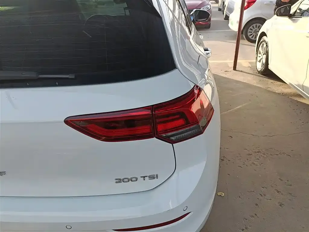 Volkswagen Golf 2021 из CN, фото 8