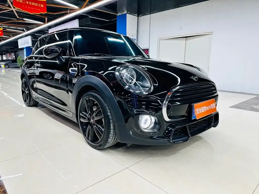MINI Cooper (3-door) 2021 из CN, фото 2