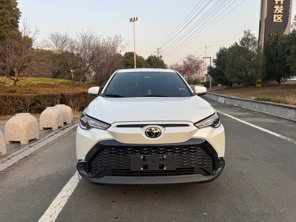 Toyota Frontlander 2024 из CN, фото 6