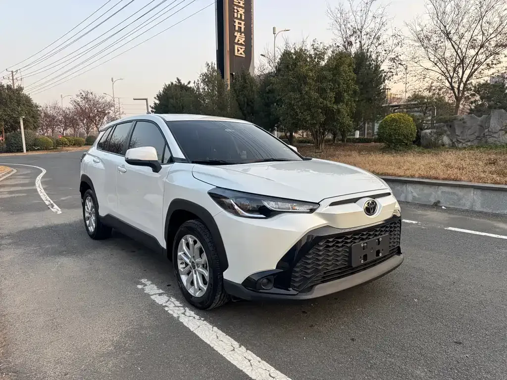 Toyota Frontlander 2024 из CN, фото 8