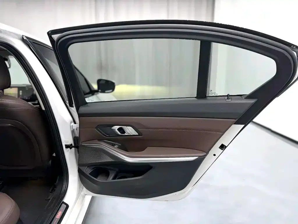 BMW i3 2024 из CN, фото 10