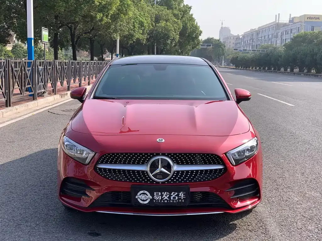 Mercedes-Benz A-Class — фото 1