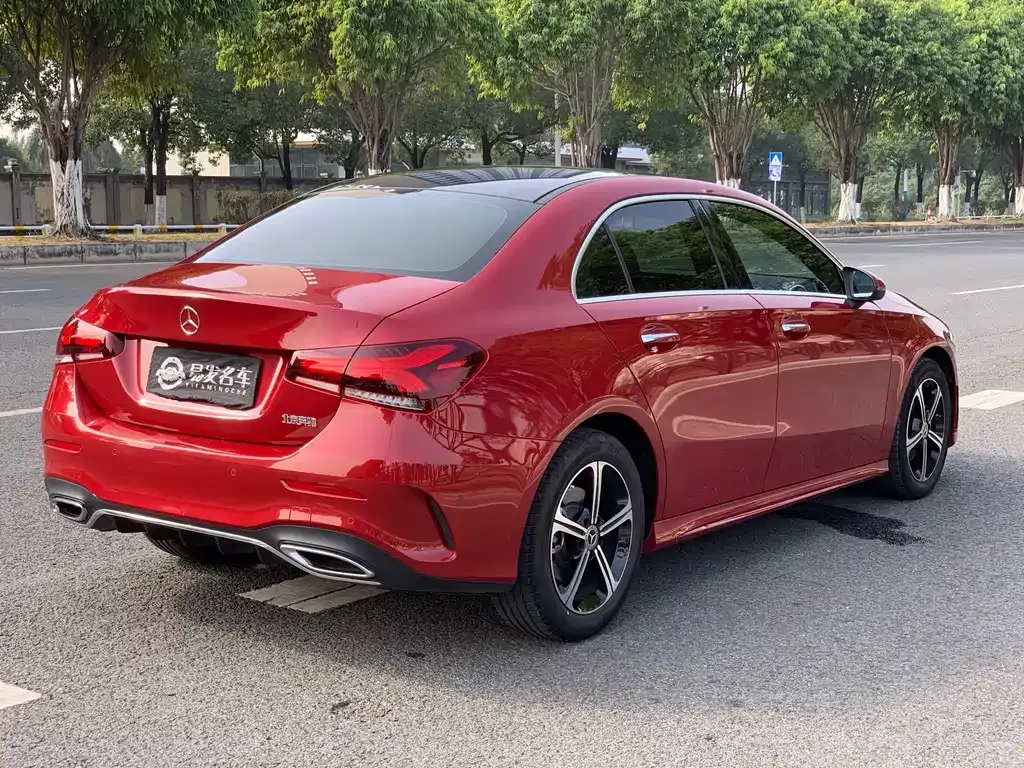 Mercedes-Benz A-Class — фото 10