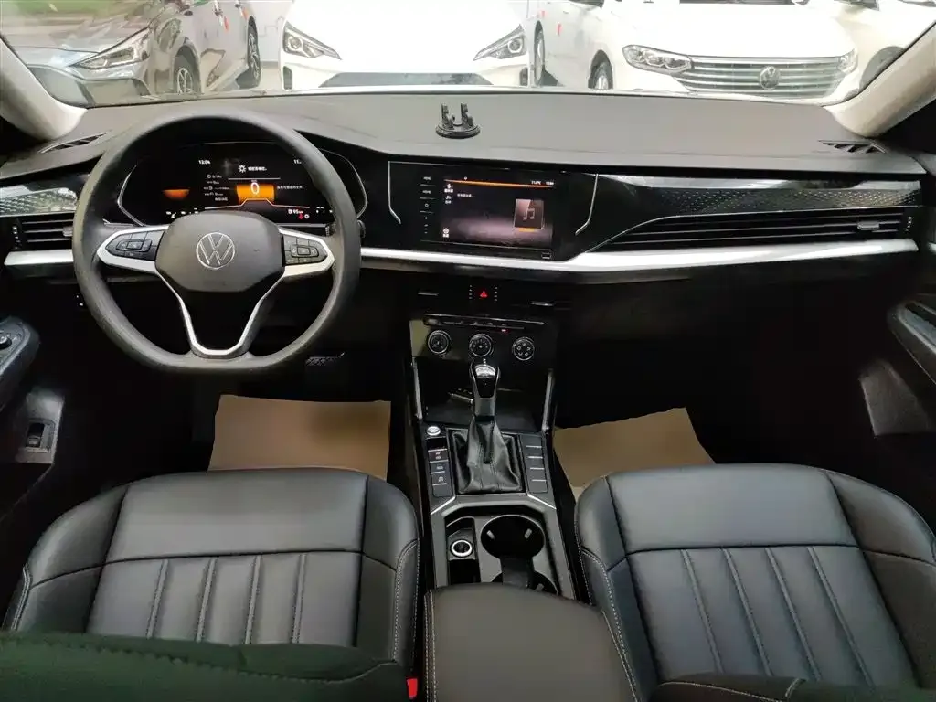 Volkswagen Passat — фото 3