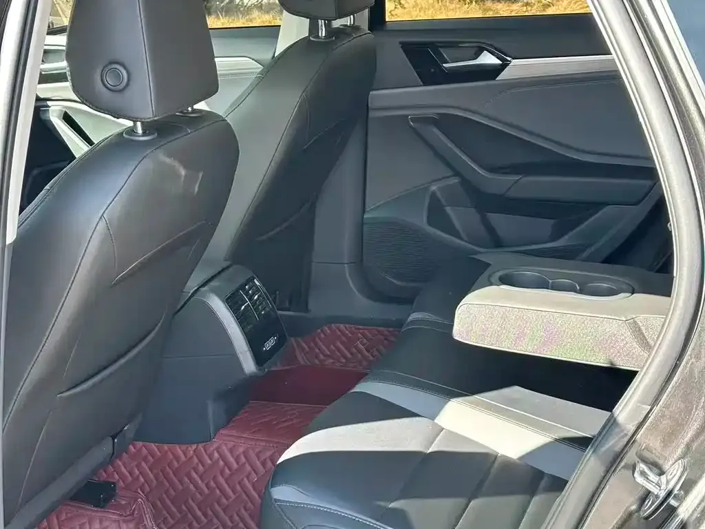 Volkswagen Sagitar 2021 из CN, фото 4
