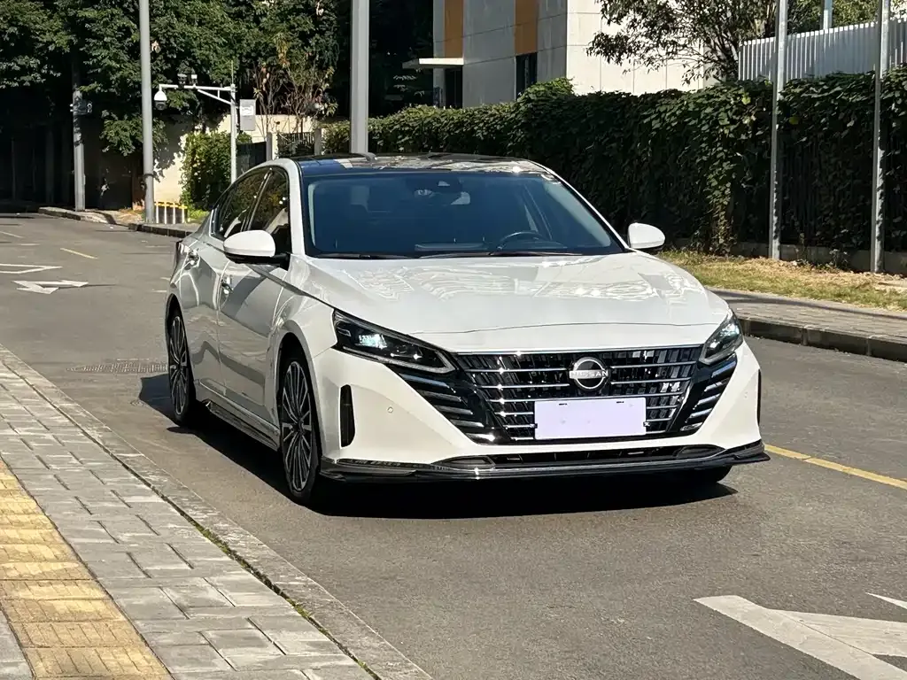 Nissan Teana — фото 3