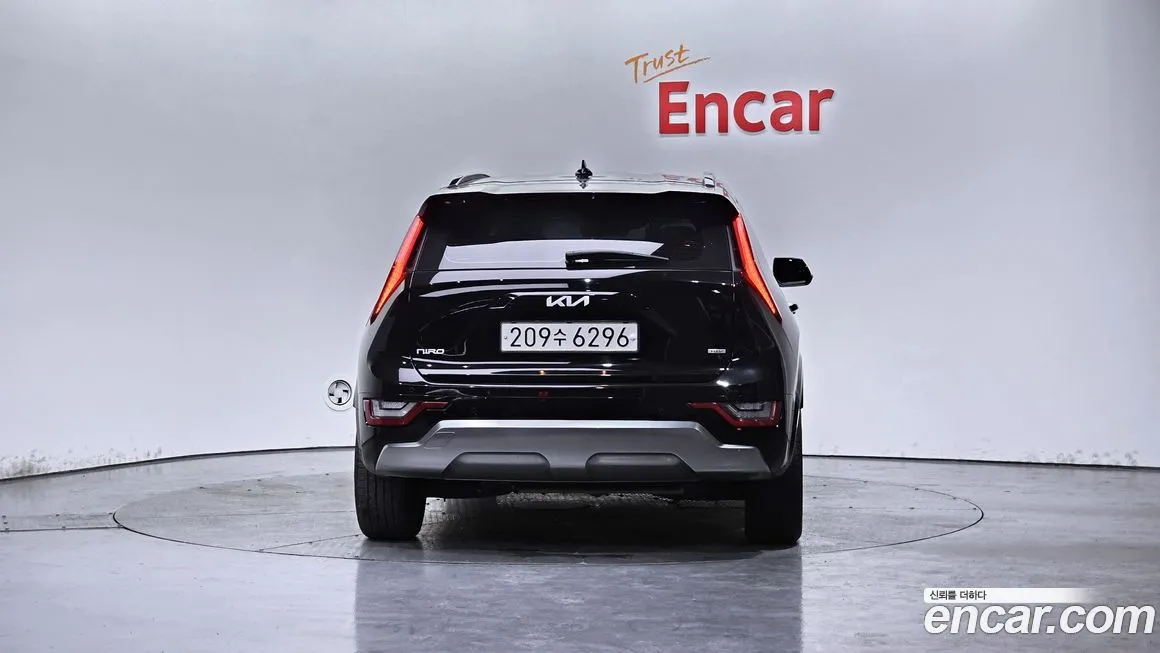 Kia Niro — фото 5