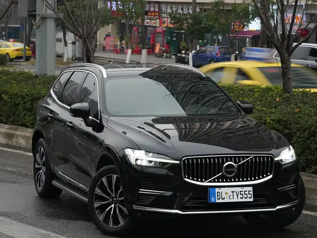 Volvo XC60 2022 из CN, фото 8