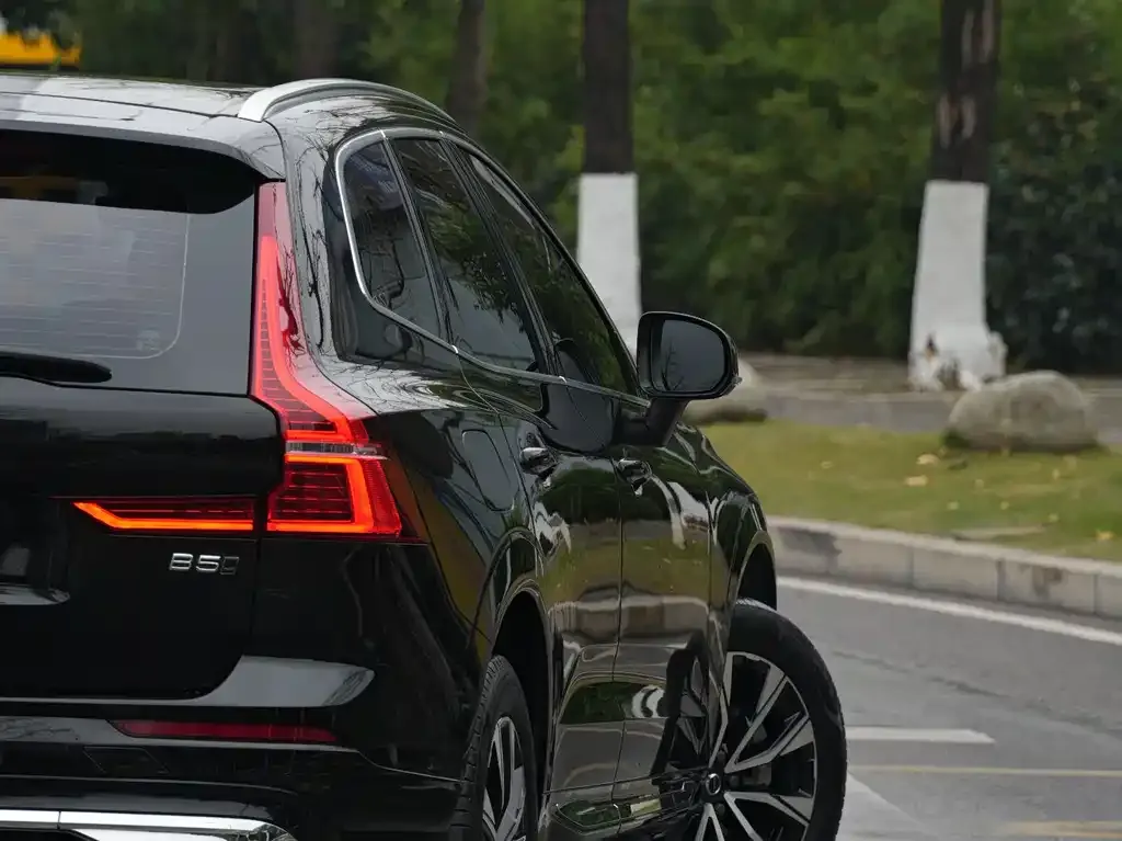 Volvo XC60 2022 из CN, фото 5