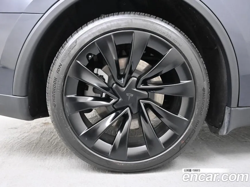 Tesla Model Y 2025 из KR, фото 5