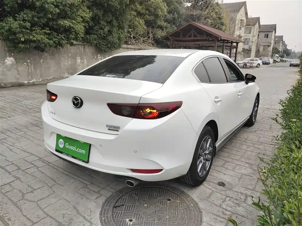 Mazda 3 Axela 2022 из CN, фото 10
