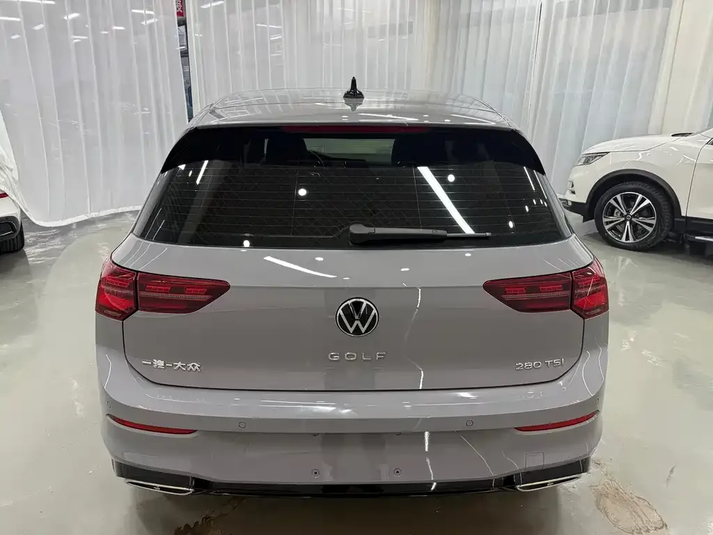 Volkswagen Golf 2022 из CN, фото 2