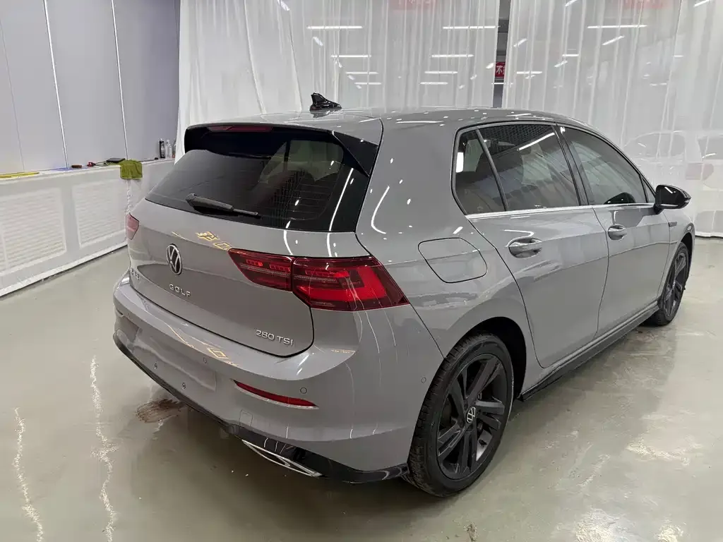Volkswagen Golf 2022 из CN, фото 8