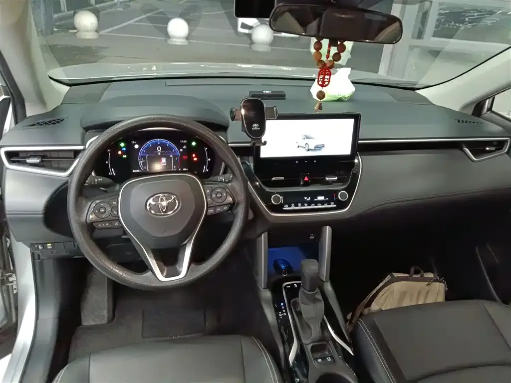 Toyota Frontlander — фото 8