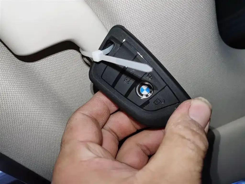 BMW 3 Series 2024 из CN, фото 7