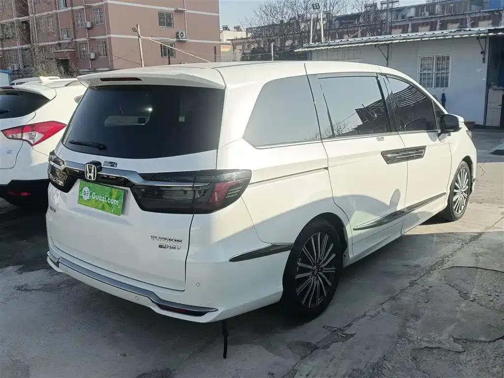 Honda Elysion 2022 из CN, фото 2