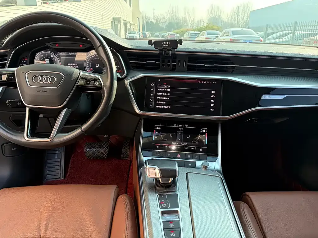 Audi A6L 2022 из CN, фото 9