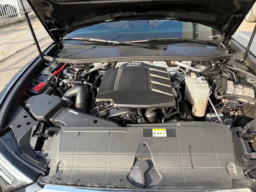 Audi A6L 2022 из CN, фото 10