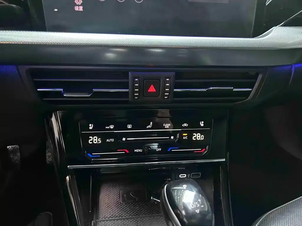 Volkswagen Passat — фото 4