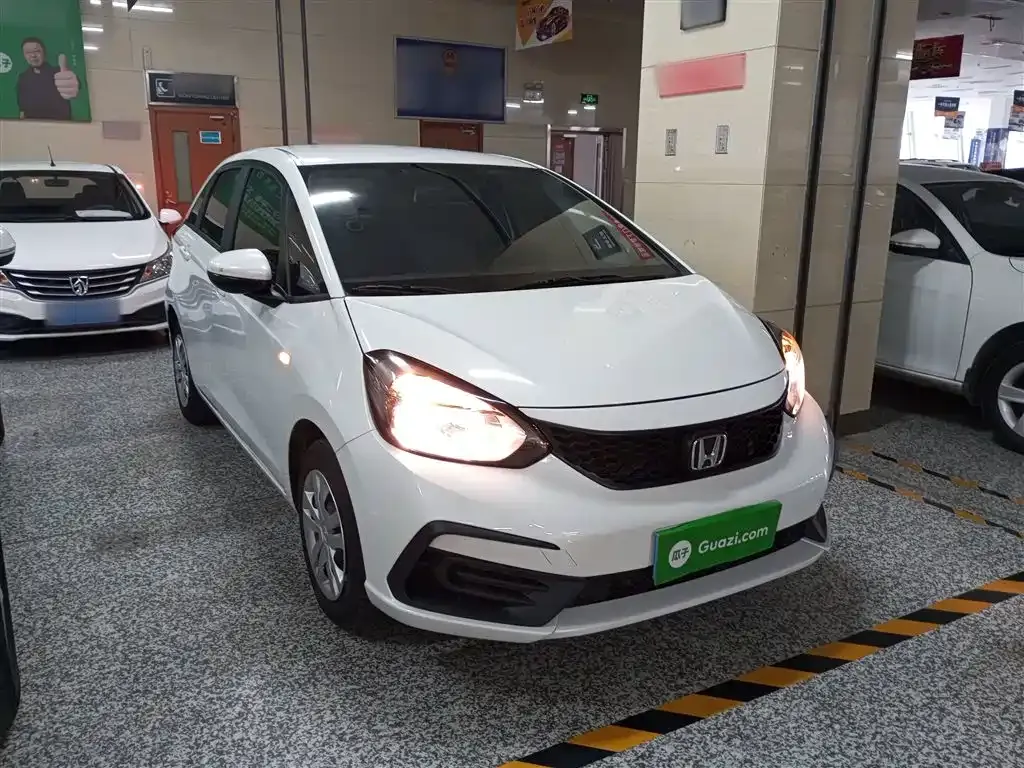 Honda Fit — фото 4