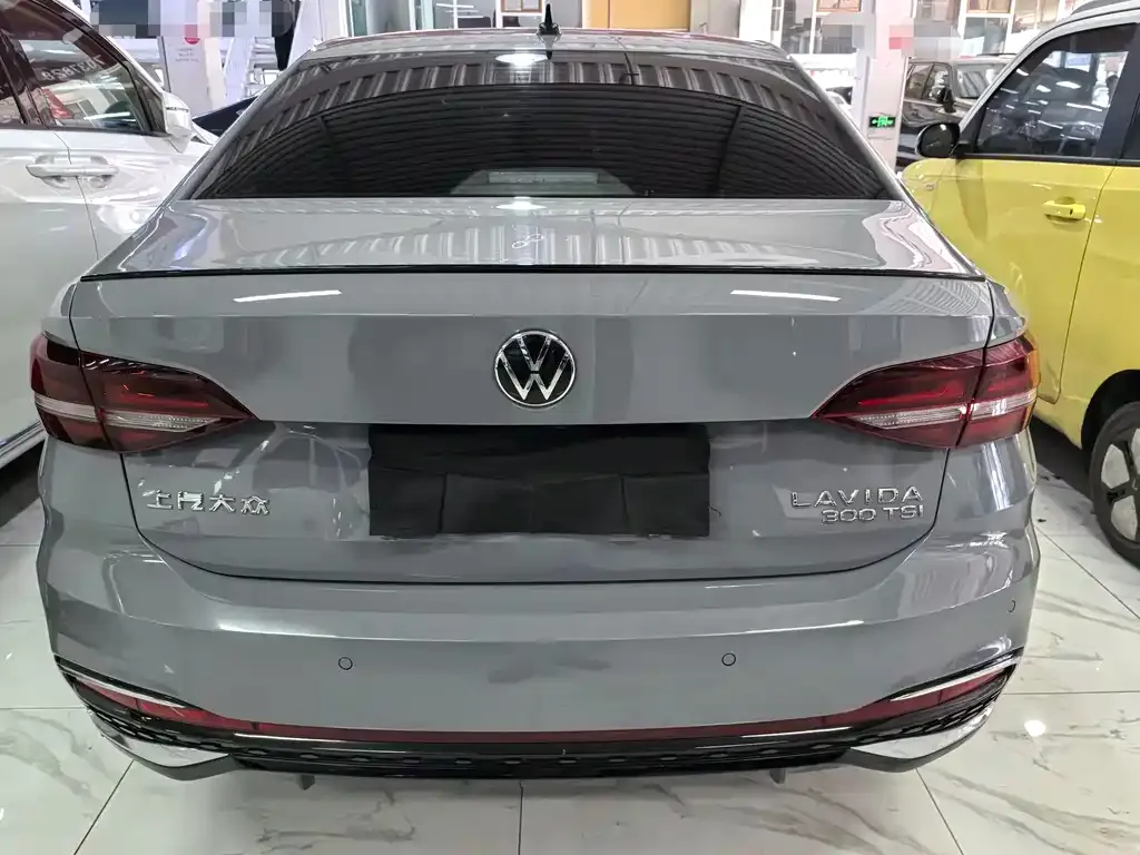 Volkswagen Lavida 2023 из CN, фото 9