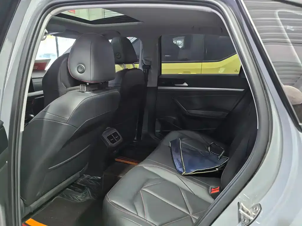 Volkswagen Lavida 2023 из CN, фото 8