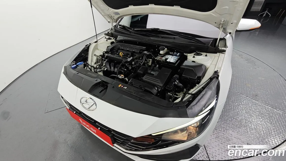 Hyundai AVANTE 2023 из KR, фото 3