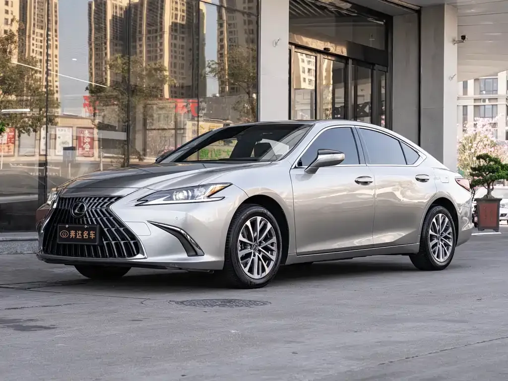 Lexus ES 2024 из CN, фото 1