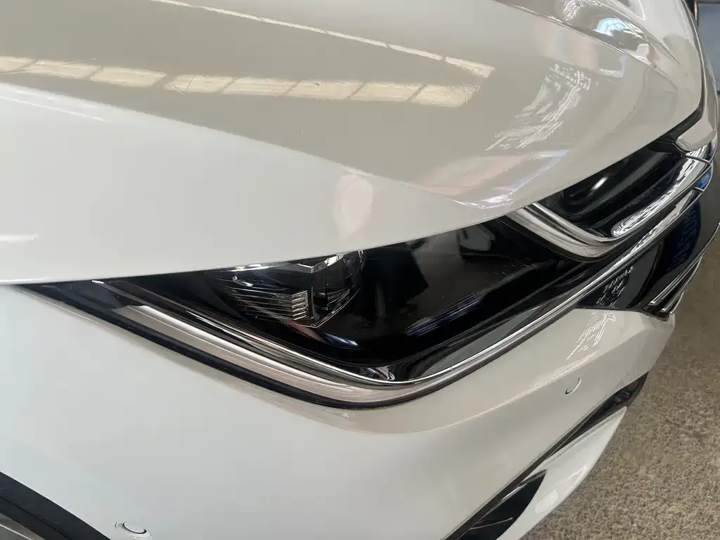 Volkswagen CC 2023 из CN, фото 3