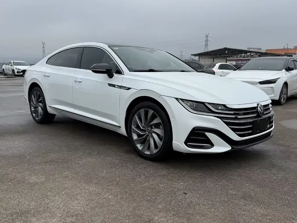 Volkswagen CC 2023 из CN, фото 6