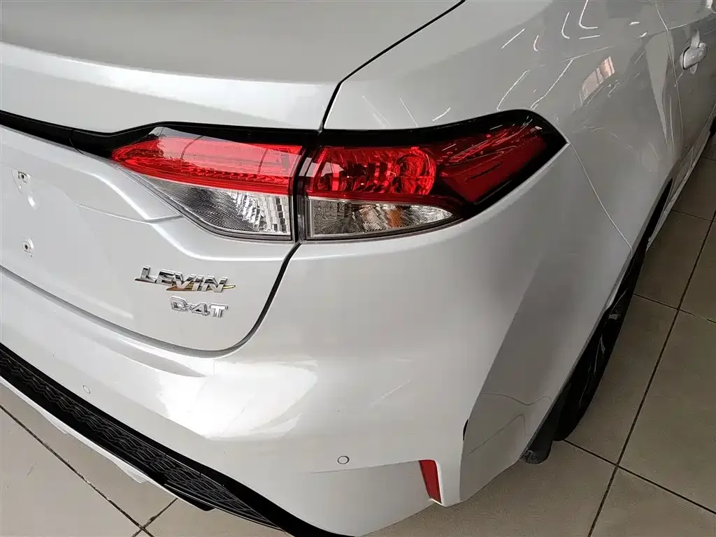 Toyota Levin — фото 10