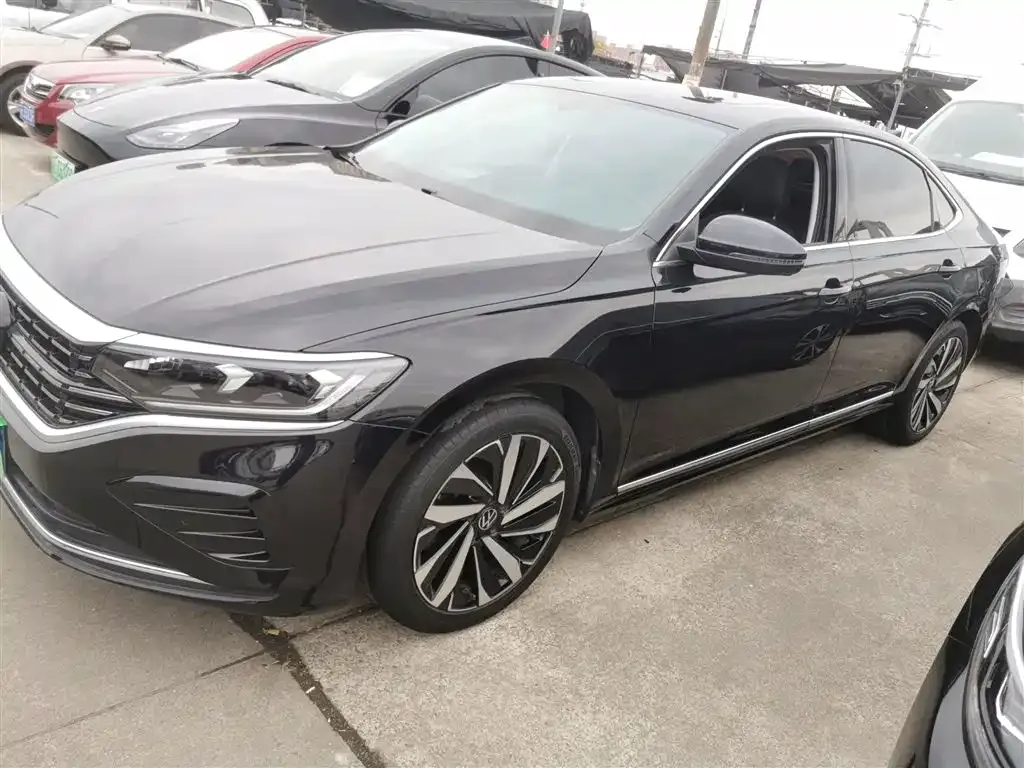 Volkswagen Passat 2023 из CN, фото 5