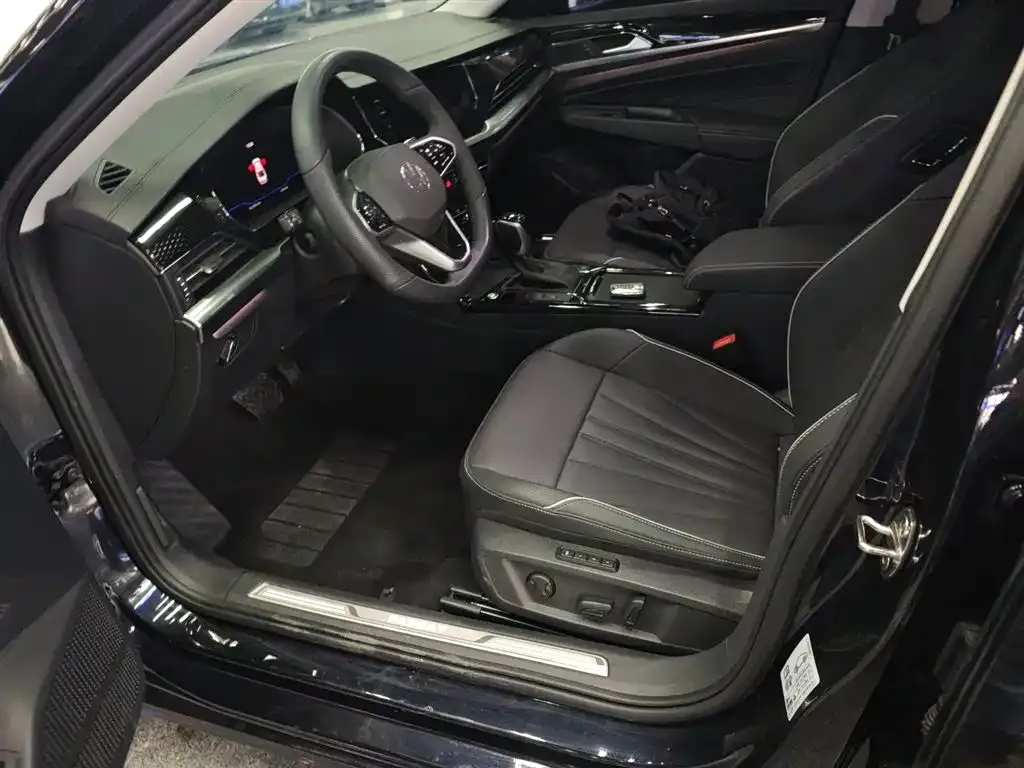 Volkswagen Passat — фото 7