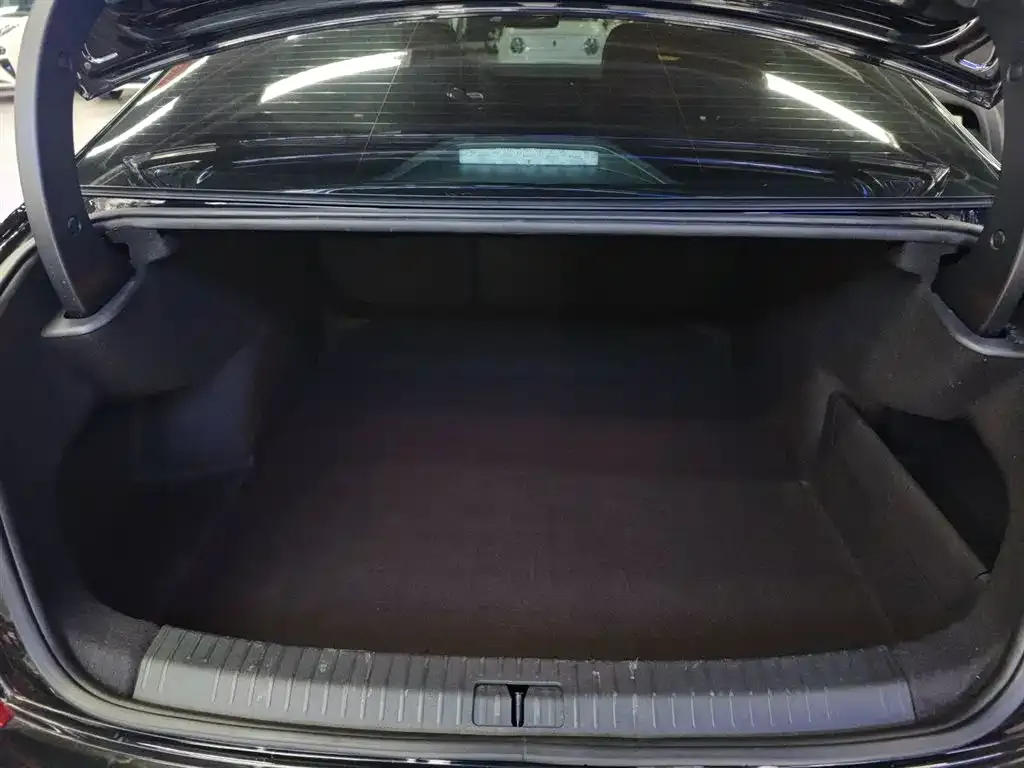 Volkswagen Passat — фото 9