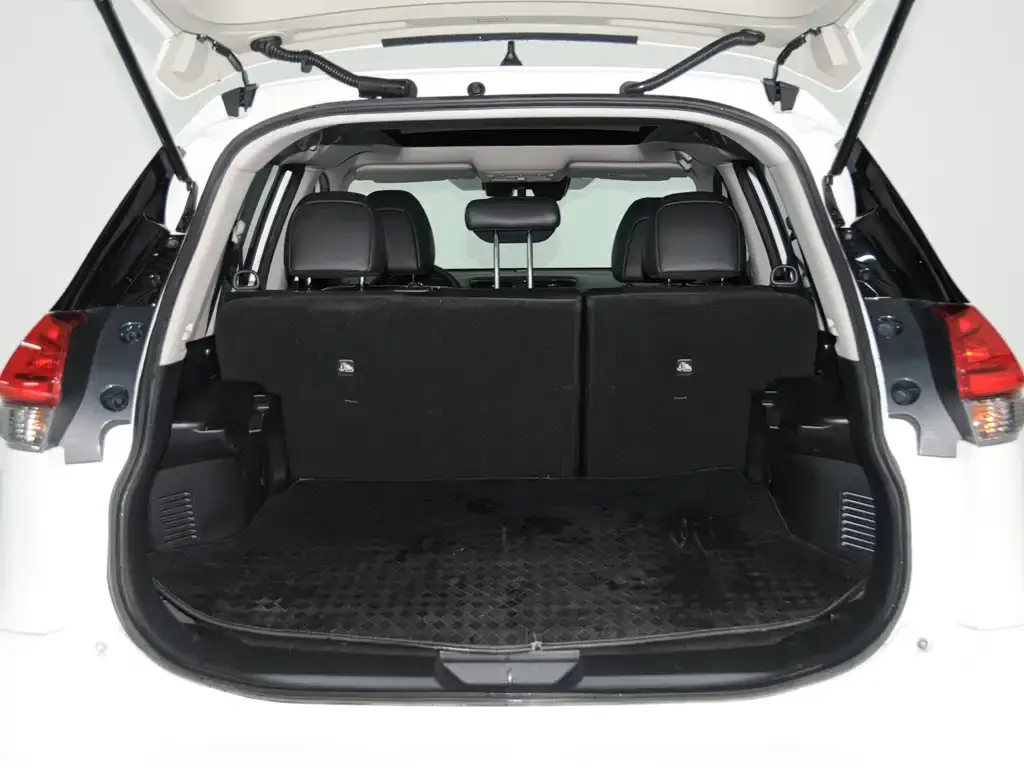 Nissan X-Trail 2022 из CN, фото 4