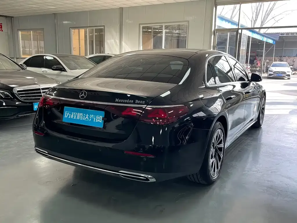 Mercedes-Benz E-Class 2024 из CN, фото 5