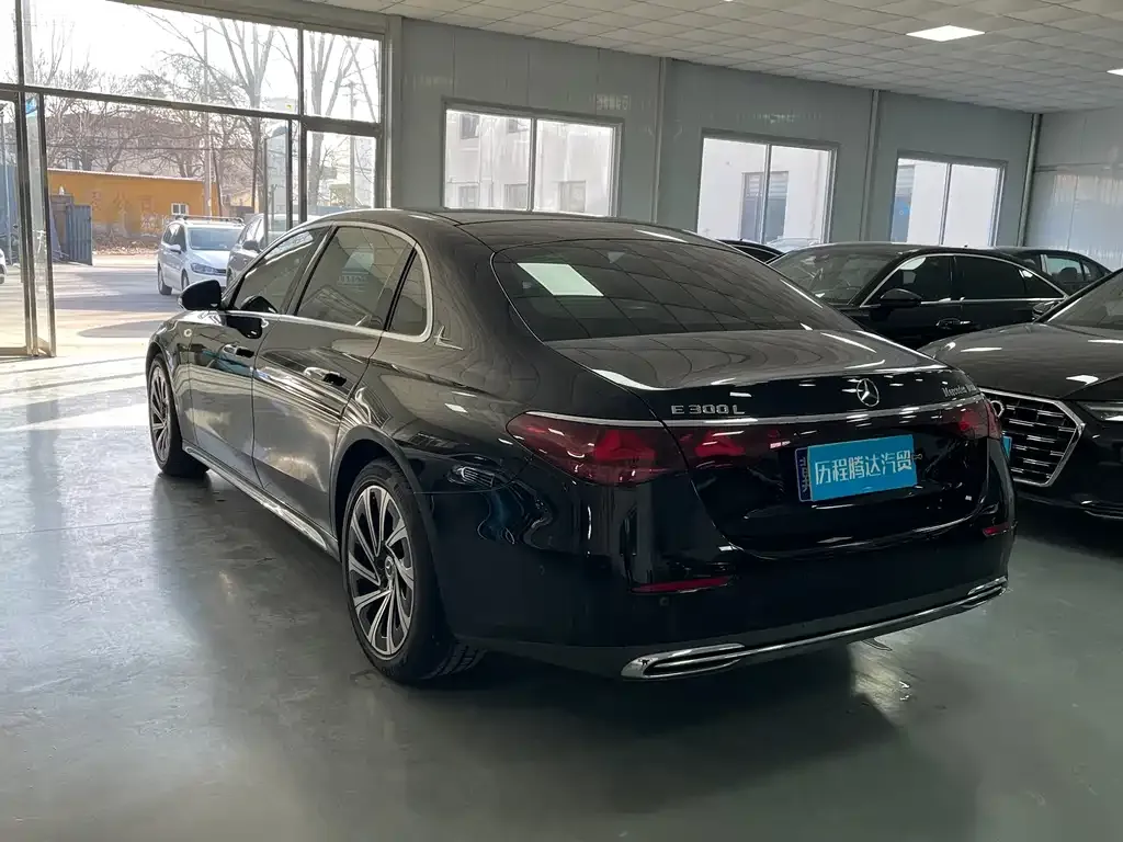 Mercedes-Benz E-Class 2024 из CN, фото 10