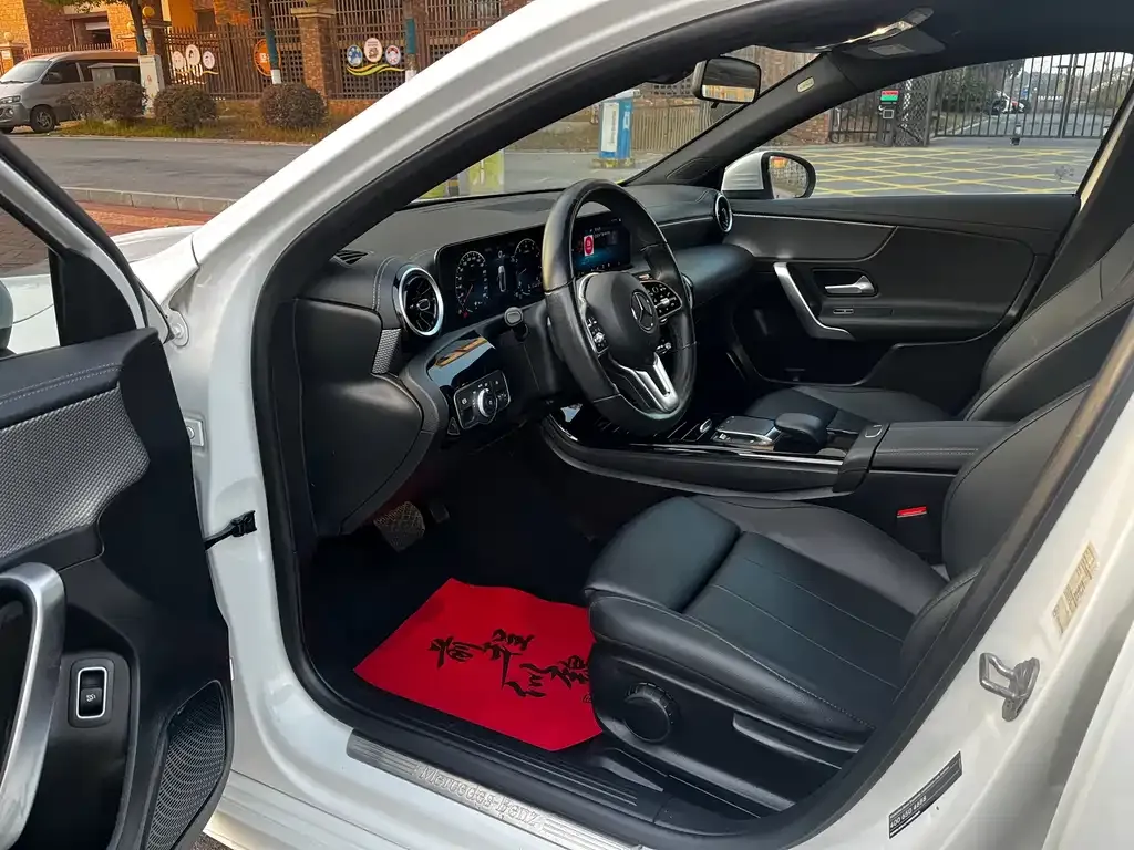 Mercedes-Benz A-Class 2022 из CN, фото 4
