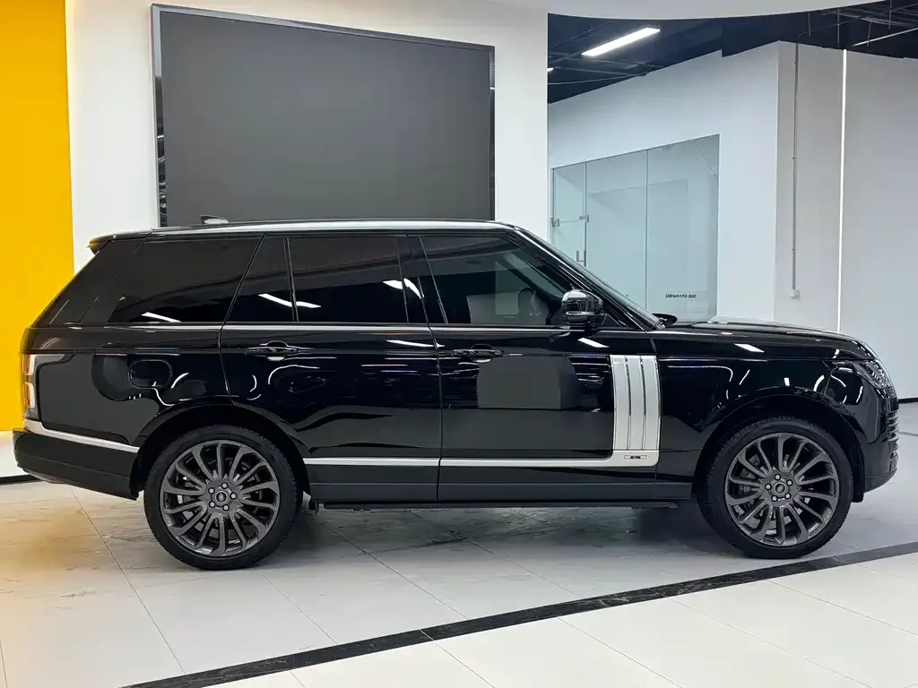 Land Rover Range Rover 2022 из CN, фото 3