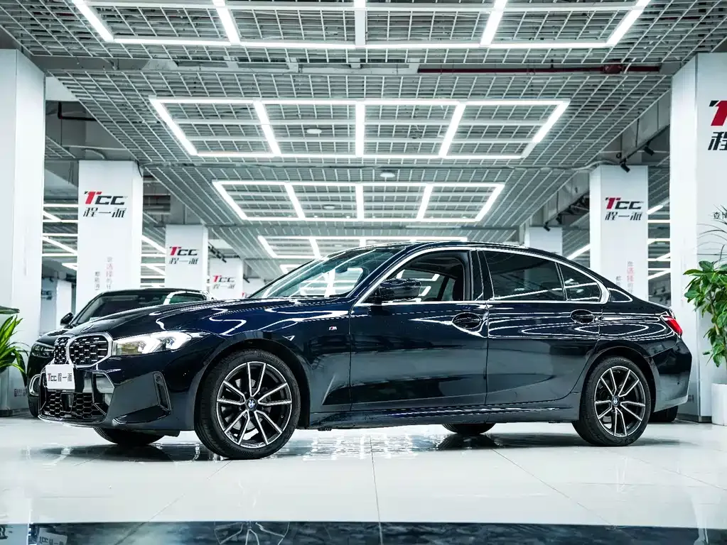 BMW 3 Series 2025 из CN, фото 10